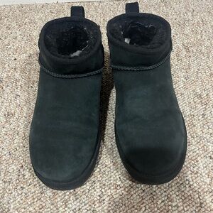 UGG Ultra Mini Classic Boot